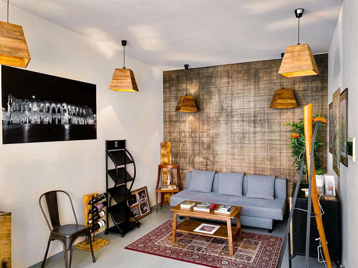 维罗纳 Tra Piazza Erbe E Piazza Bra Raffinata Maison酒店 外观 照片